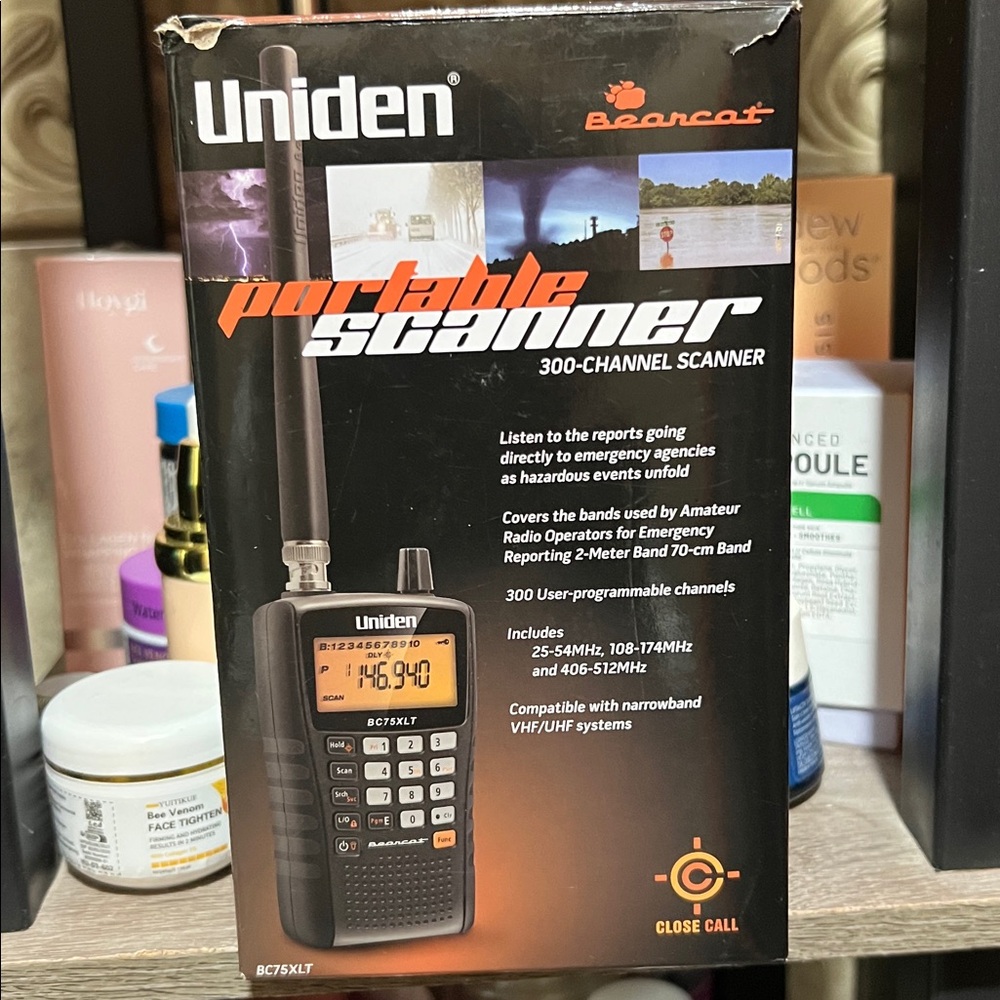 Uniden Black Portable Scanner